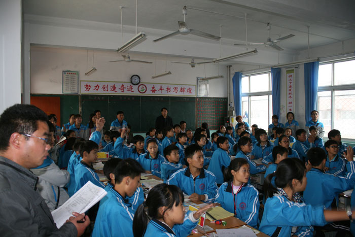 郸城英博学校来我校参观