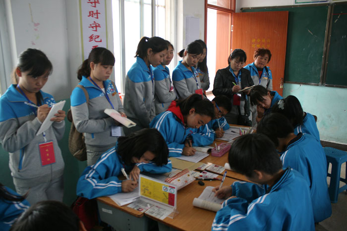 郸城英博学校来我校参观