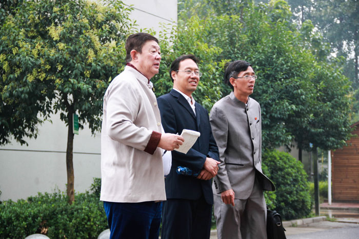 北大王继华教授莅临我校参观指导