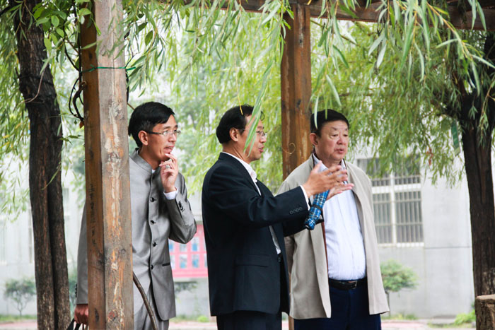 北大王继华教授莅临我校参观指导