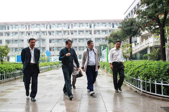 北大王继华教授莅临我校参观指导