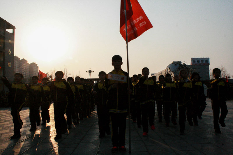 新学期大课间甩手操