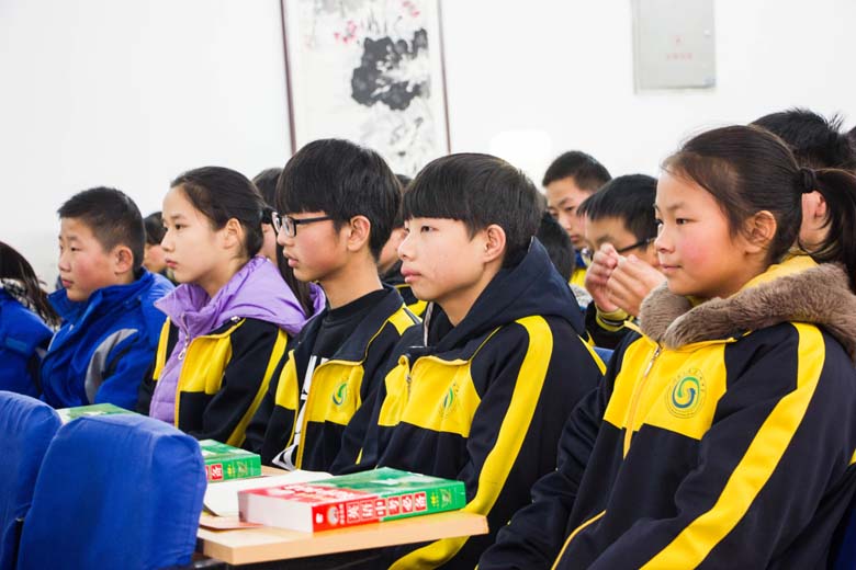 优秀学生学期表彰