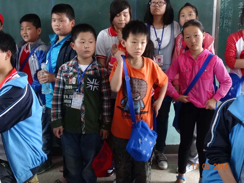 周口晚报小记者校园采风
