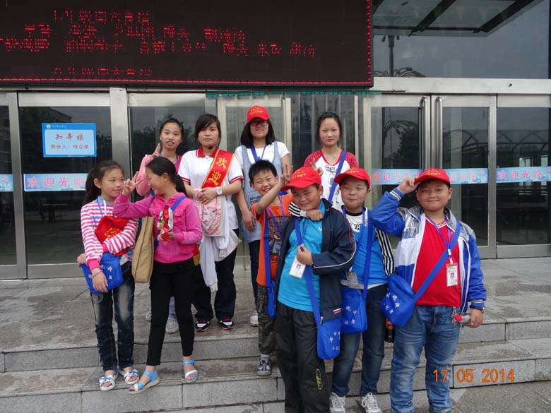 周口晚报小记者校园采风