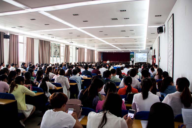 羲城中学再次承接2016年高考监考员的后勤保障服务