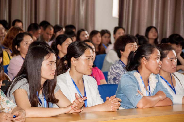 羲城中学再次承接2016年高考监考员的后勤保障服务