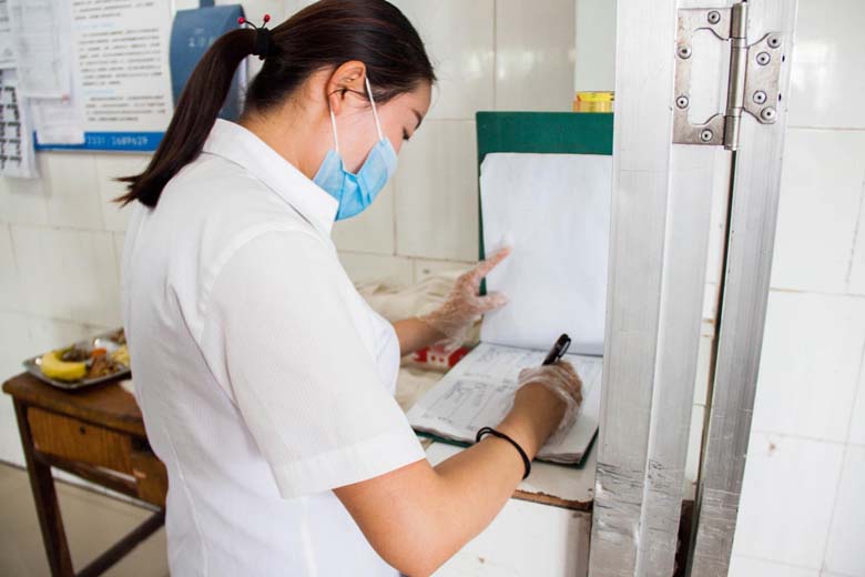 羲城中学再次承接2016年高考监考员的后勤保障服务