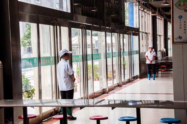 羲城中学再次承接2016年高考监考员的后勤保障服务