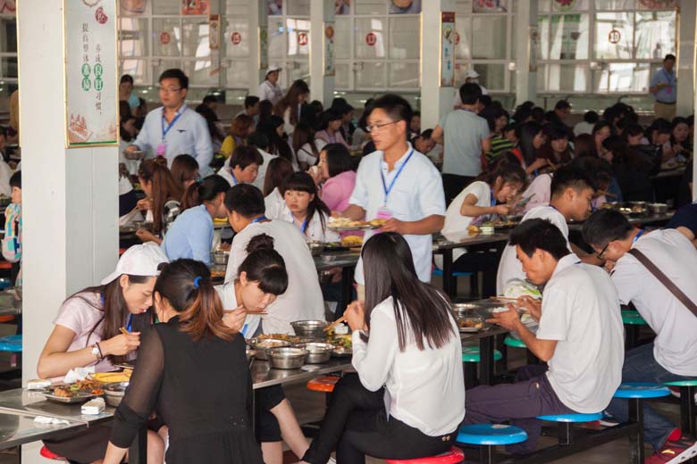 羲城中学再次承接2016年高考监考员的后勤保障服务