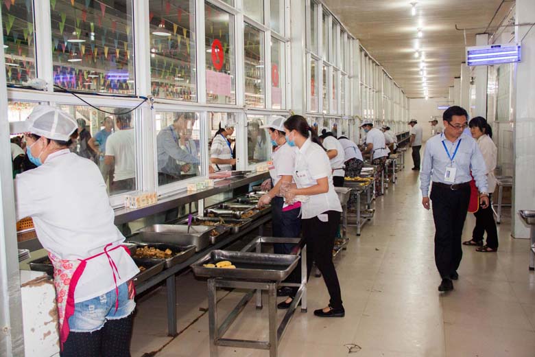 羲城中学再次承接2016年高考监考员的后勤保障服务