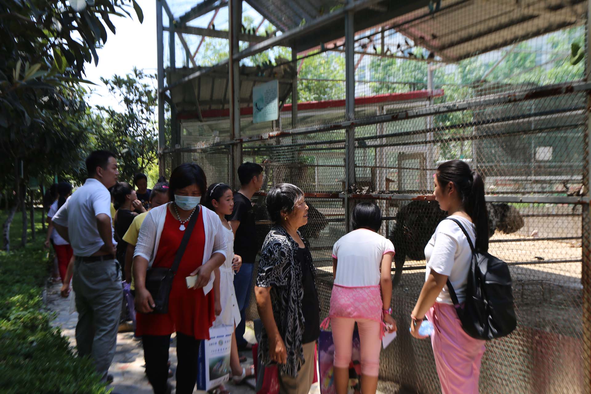 小招考试顺利进行