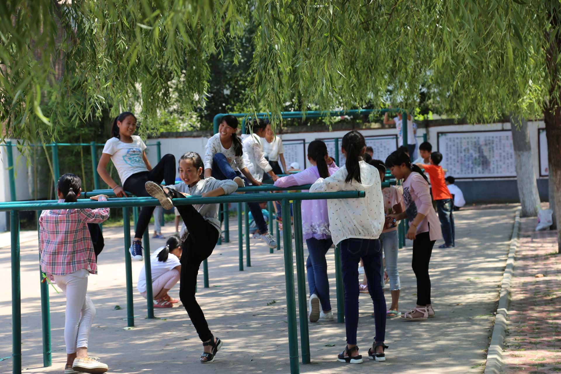 小招考试顺利进行