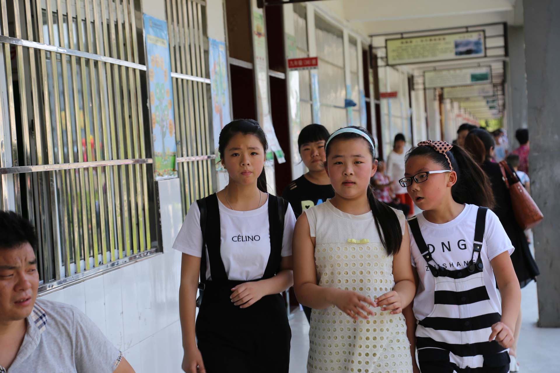 小招考试顺利进行