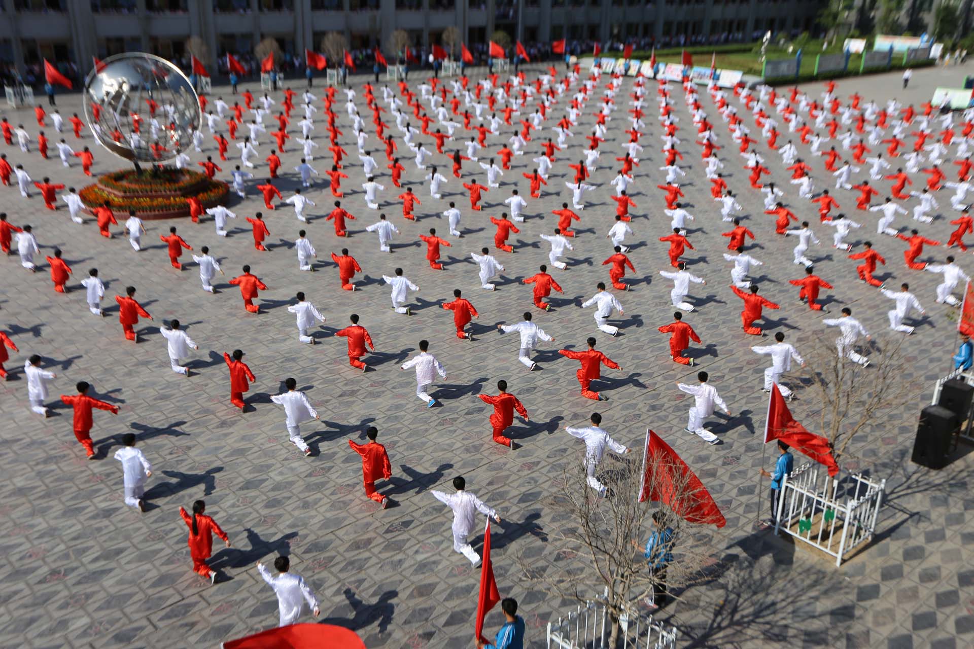 小招考试顺利进行