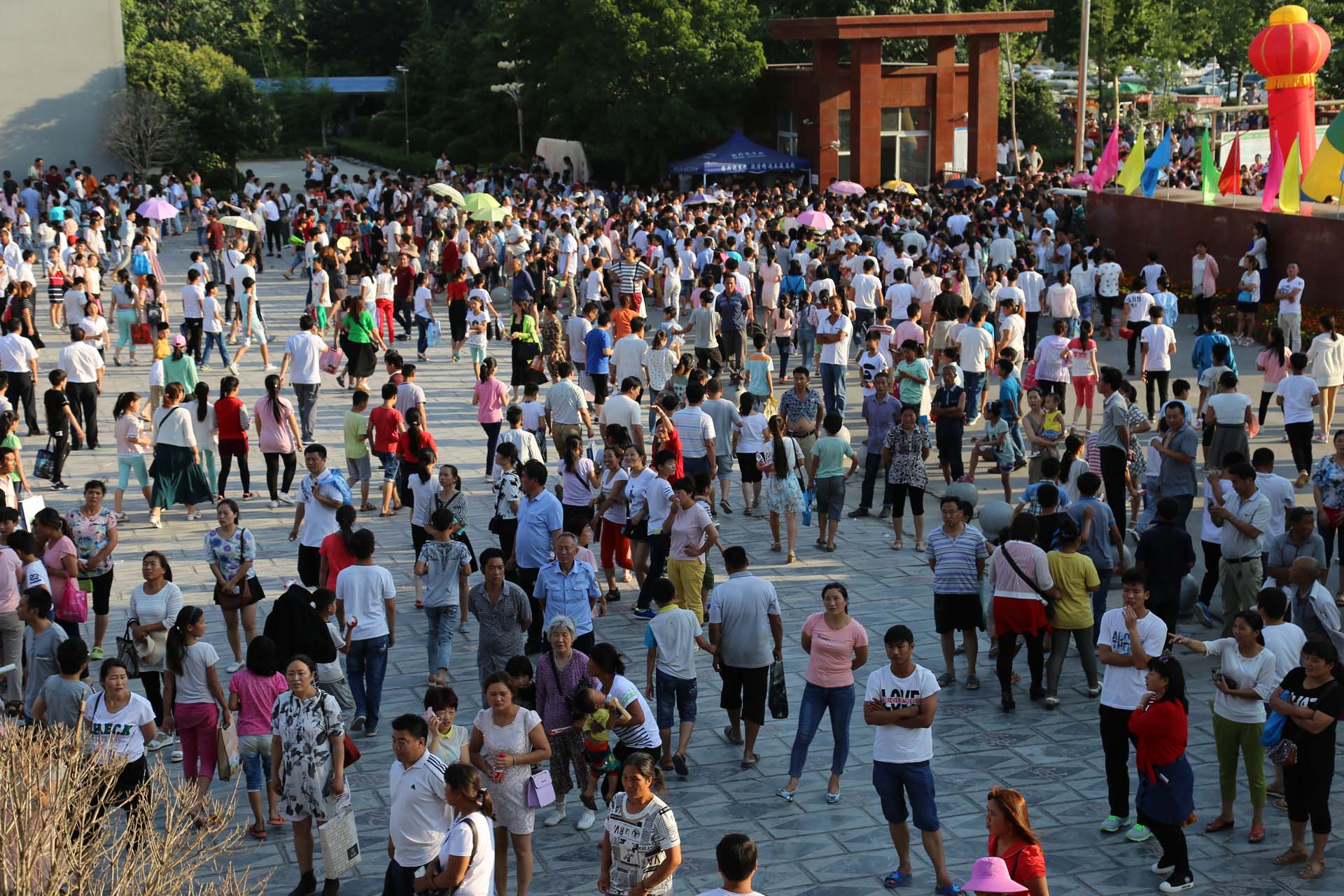 小招考试顺利进行