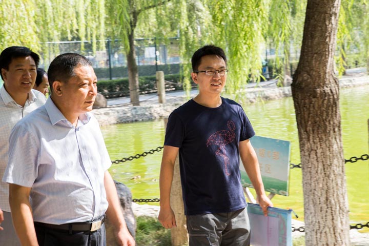 省爱卫会领导来我校检查指导工作