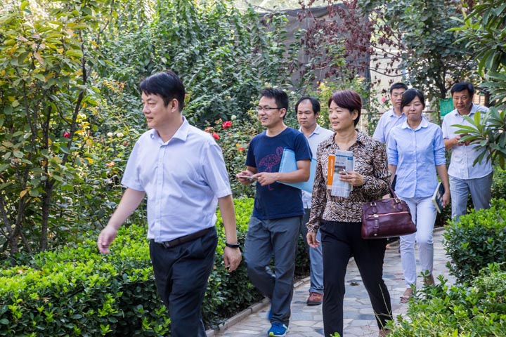 省爱卫会领导来我校检查指导工作