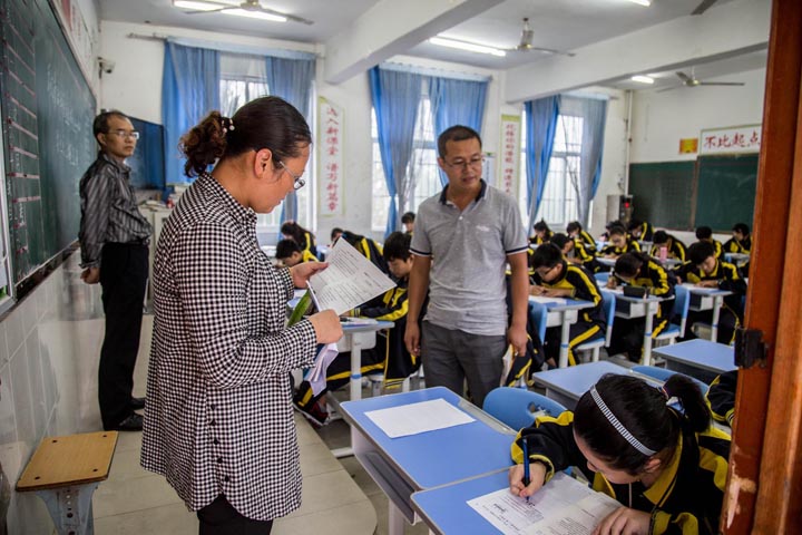 我校举行本学期第一次月考