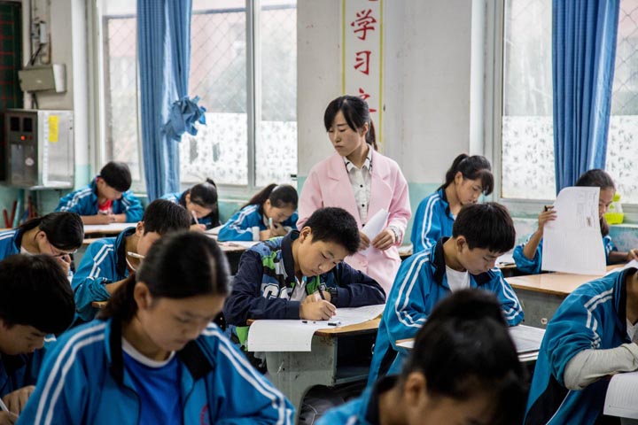 我校举行本学期第一次月考