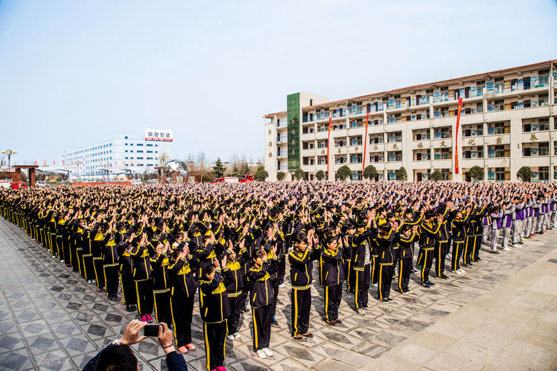 淮阳县第22个安全教育日应急疏散演练在羲城中学举行