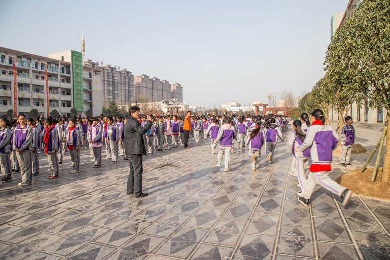 淮阳县第22个安全教育日应急疏散演练在羲城中学举行