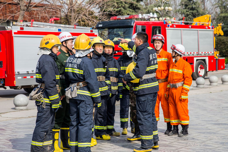 淮阳县第22个安全教育日应急疏散演练在羲城中学举行