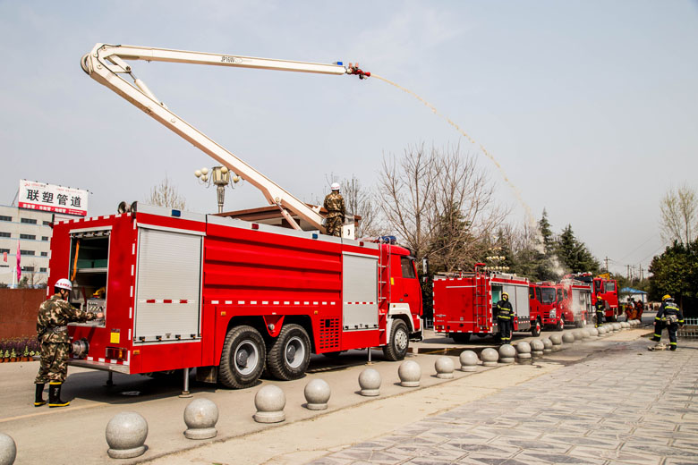 淮阳县第22个安全教育日应急疏散演练在羲城中学举行