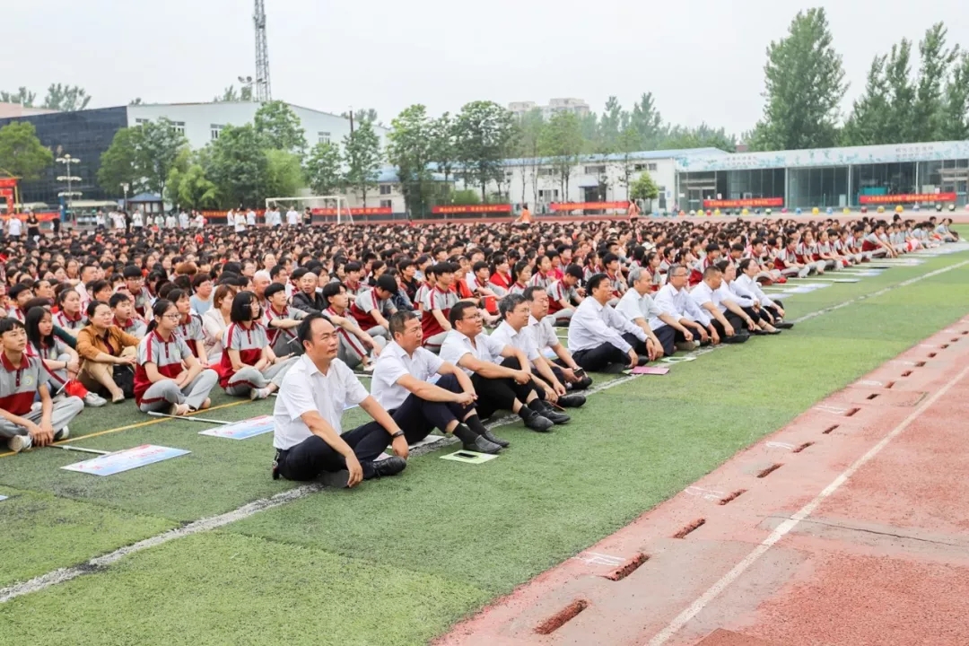 激扬青春，放飞梦想