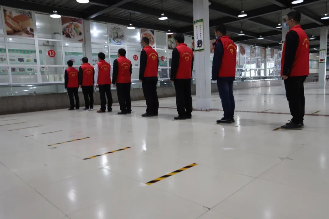 羲城中学开展春季开学疫情防控演练，严把复学入校第一关