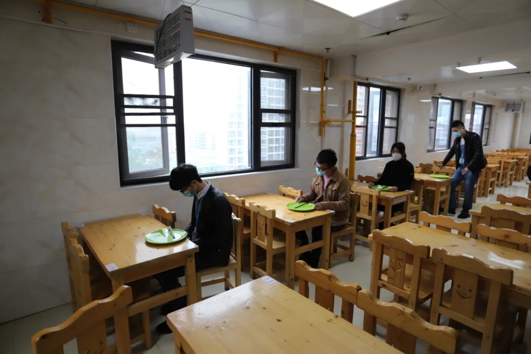羲城中学开展春季开学疫情防控演练，严把复学入校第一关