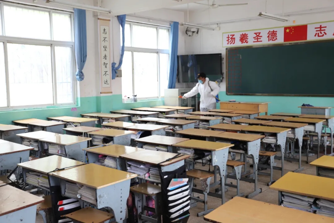 羲城中学开展春季开学疫情防控演练，严把复学入校第一关