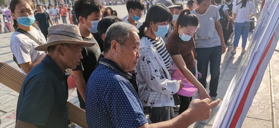 羲城中学七年级新生入学啦！！