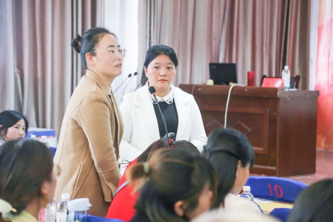 淮阳区2021年中考英语备考研讨会在羲城中学成功举办