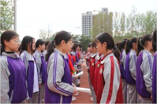 淮阳区羲城中学举行2021年秋季开学典礼暨表彰大会